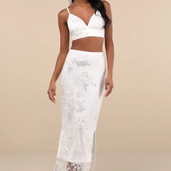 atmosphere maxi dress Elegant White Alances Maxi Dress